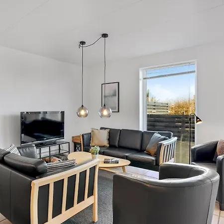 Σπίτι διακοπών Awesome Home In Hvide Sande With Sauna *