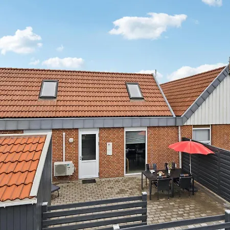 Amazing In Hvide Sande With Wifi Bjerregard